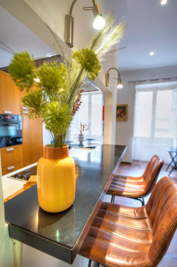 Chic 2Bedroom Apartment Near Sliema Ferries Cesi1-1 Kültér fotó